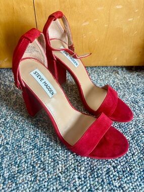 Steve Madden Carrson Red Suede Women’s 6.5 Chunky Ankle-Strap Heels